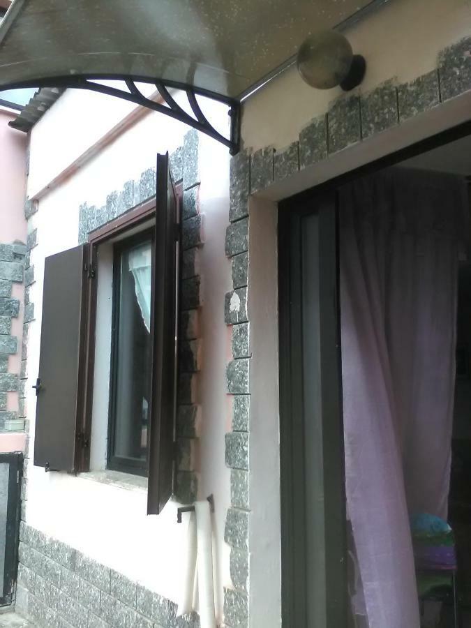 L'Impossibile Apartment Appiano Gentile Exterior photo